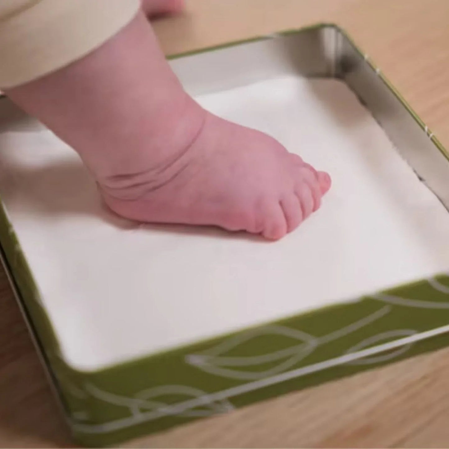 Petit Artichaut Baby Hand & Foot Imprints Square Box - Olive Tree - mezetto ebebek ebebek