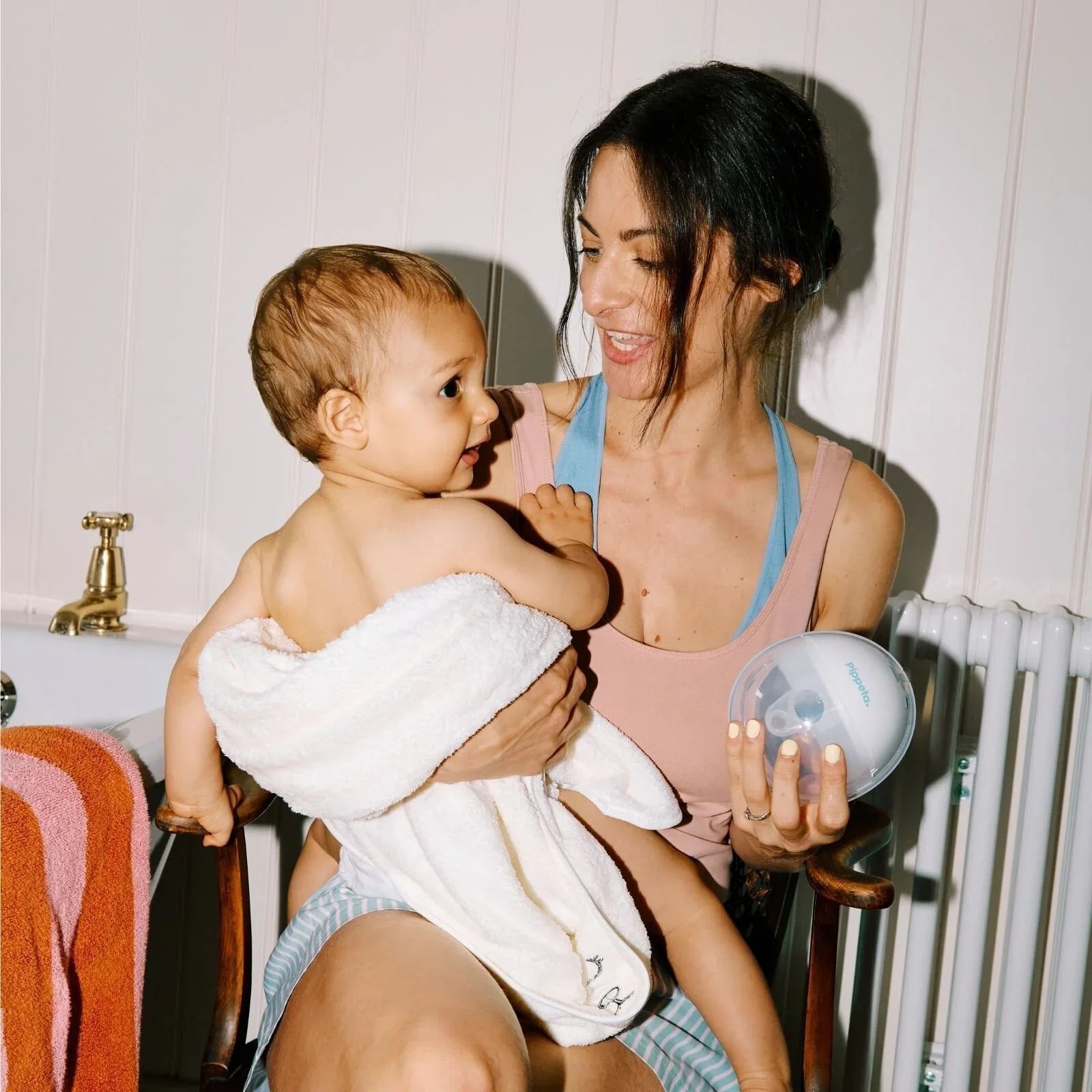 Pippeta Compact Hands Free Electric Breast Pump - mezetto ebebek ebebek