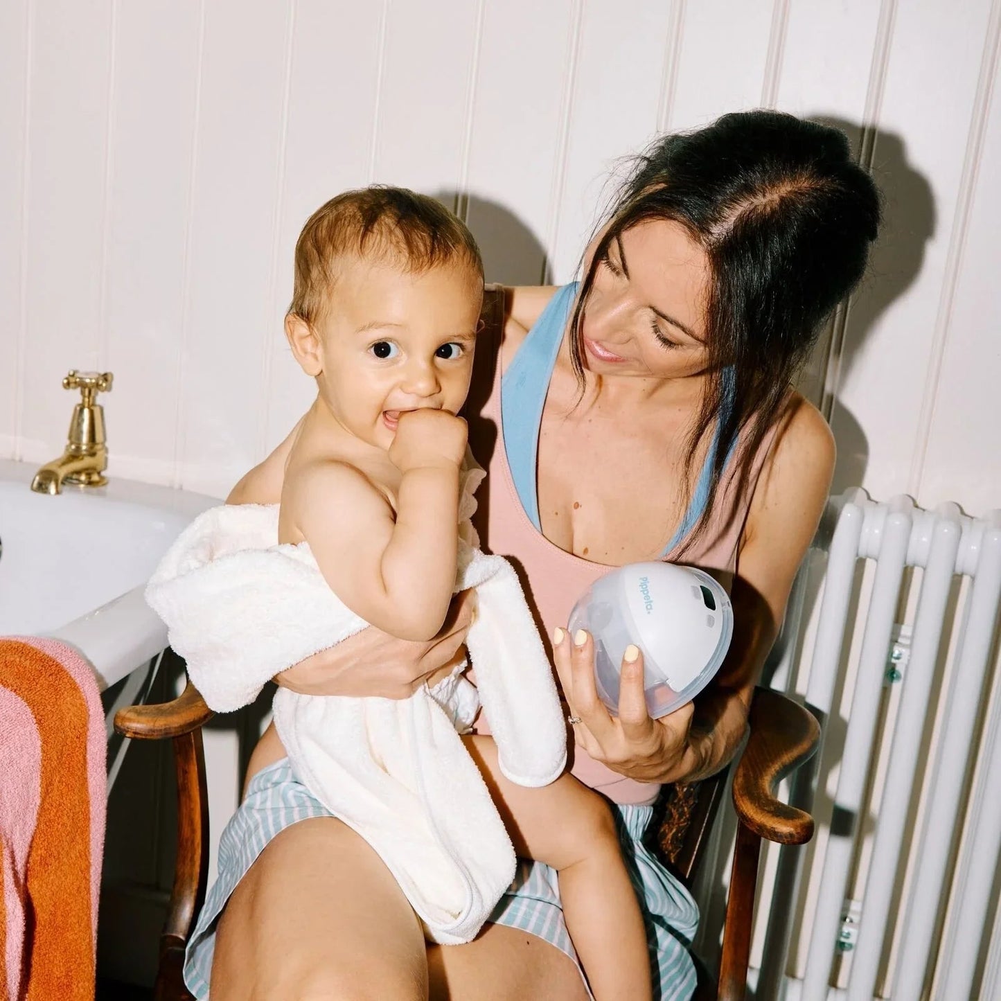 Pippeta Compact Hands Free Electric Breast Pump - mezetto ebebek ebebek