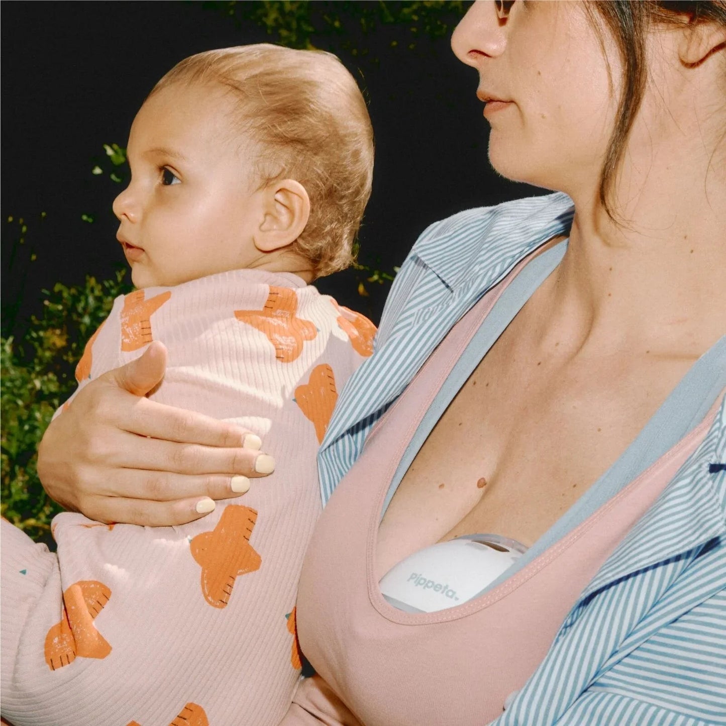 Pippeta Compact Hands Free Electric Breast Pump - mezetto ebebek ebebek