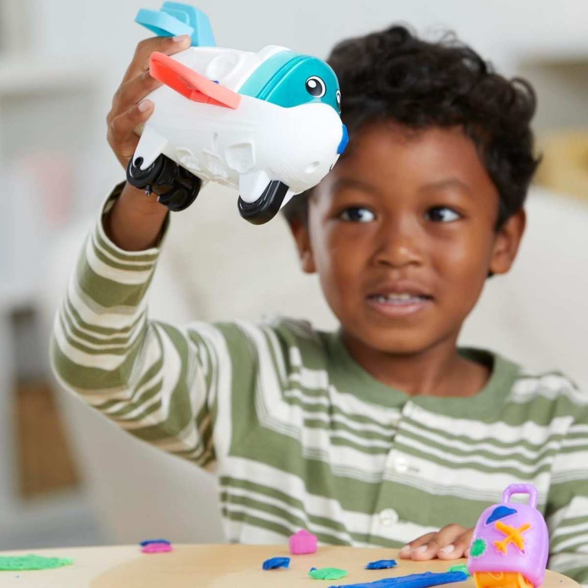 Play - Doh Airplane Explorer Starter Set - mezetto ebebek ebebek