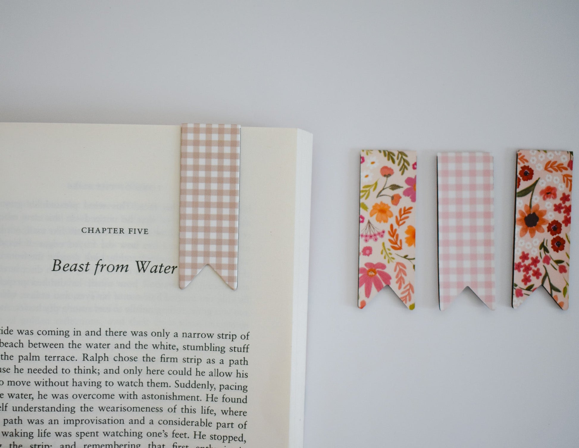 Set of 4 Magnetic Bookmarks - mezetto Lunamise Lunamise