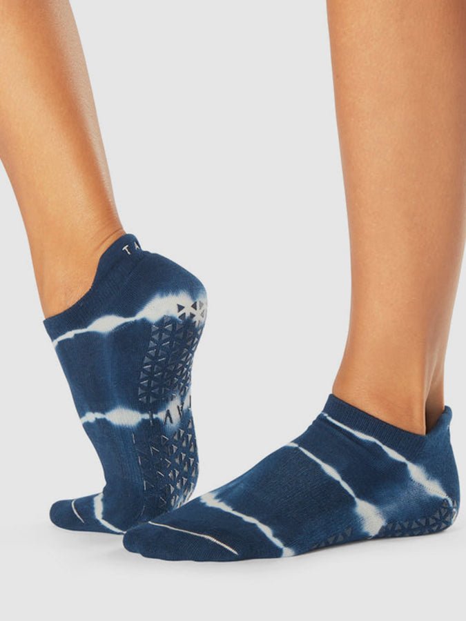 Tavi Savvy Grip Socks - mezetto Shopify Collective Yoga Studio Store