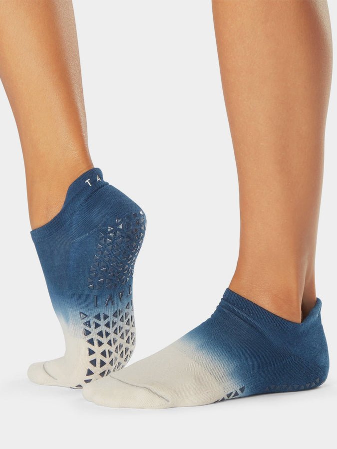 Tavi Savvy Grip Socks - mezetto Shopify Collective Yoga Studio Store