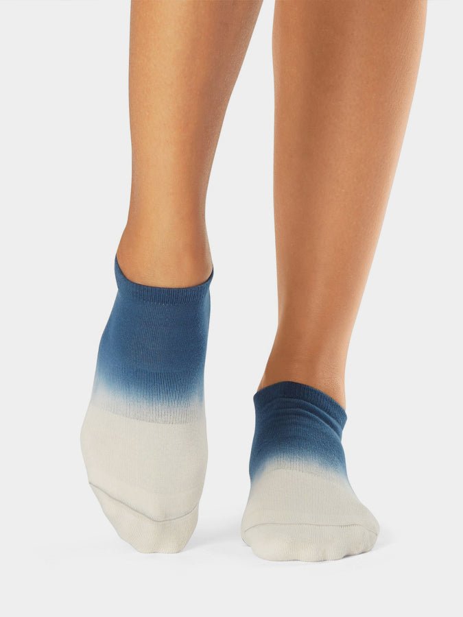 Tavi Savvy Grip Socks - mezetto Shopify Collective Yoga Studio Store