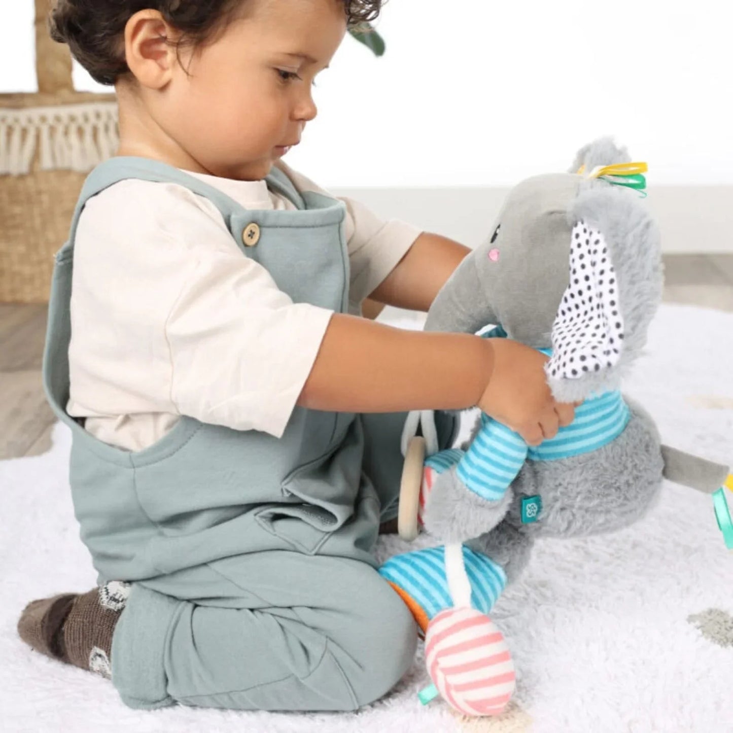 Tiny Talents Olfi Sensory Elephant - mezetto ebebek ebebek