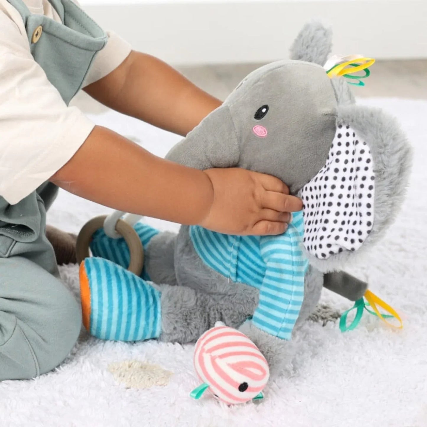 Tiny Talents Olfi Sensory Elephant - mezetto ebebek ebebek