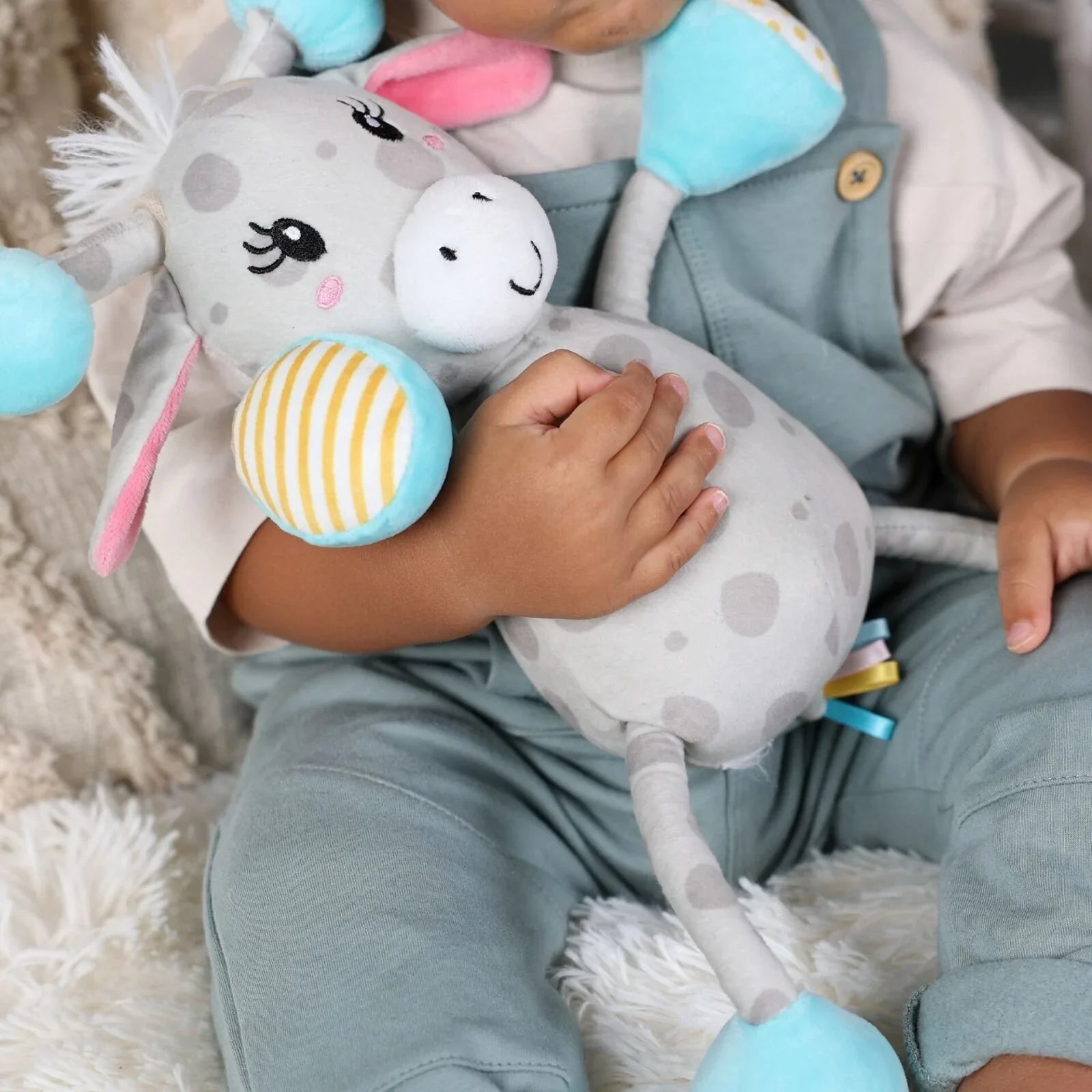 Tiny Talents Sally Sensory Giraffe - mezetto ebebek ebebek