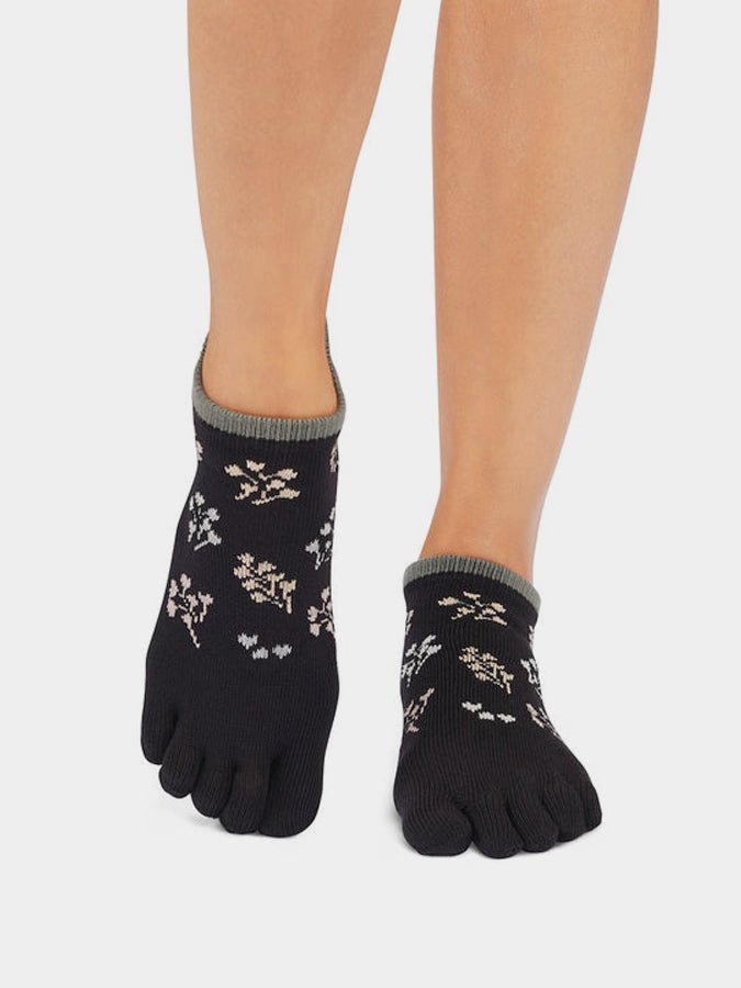 ToeSox Low Rise Full Toe Women's Yoga Grip Socks - mezetto Shopify Collective Yoga Studio Store