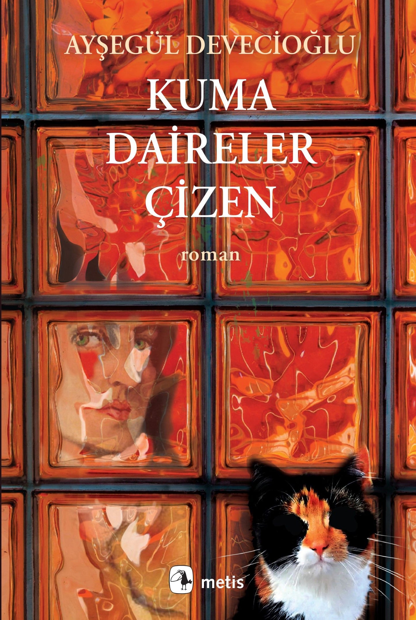 Kuma Daireler Çizen - Metis Yayınları Kitap