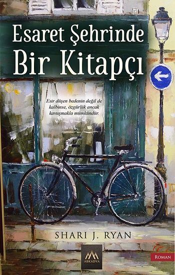 Esaret Şehrinde Bir Kitapçı - Arkadya Yayınları Kitap