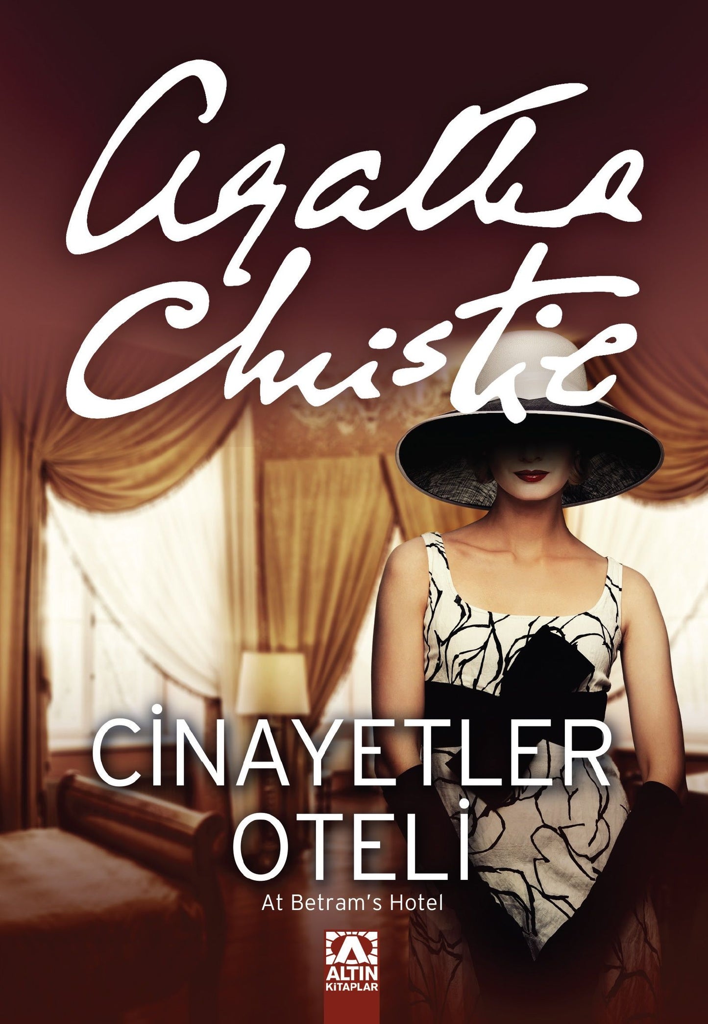 Cinayetler Oteli - Altın Kitaplar Kitap