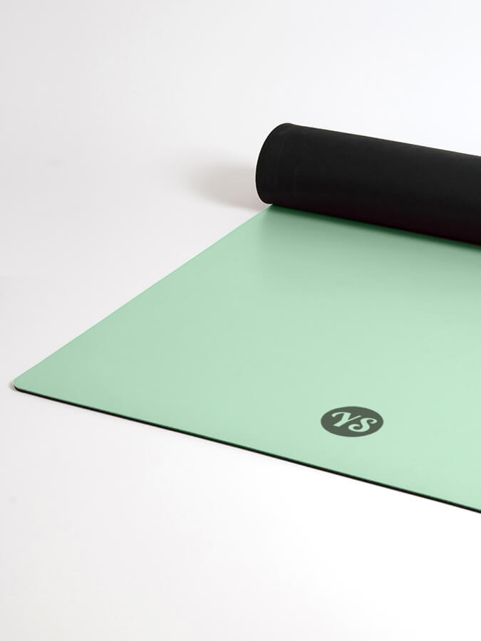 Yoga Studio Grip Yoga Mat 4mm - mezetto Shopify Collective Yoga Studio Store
